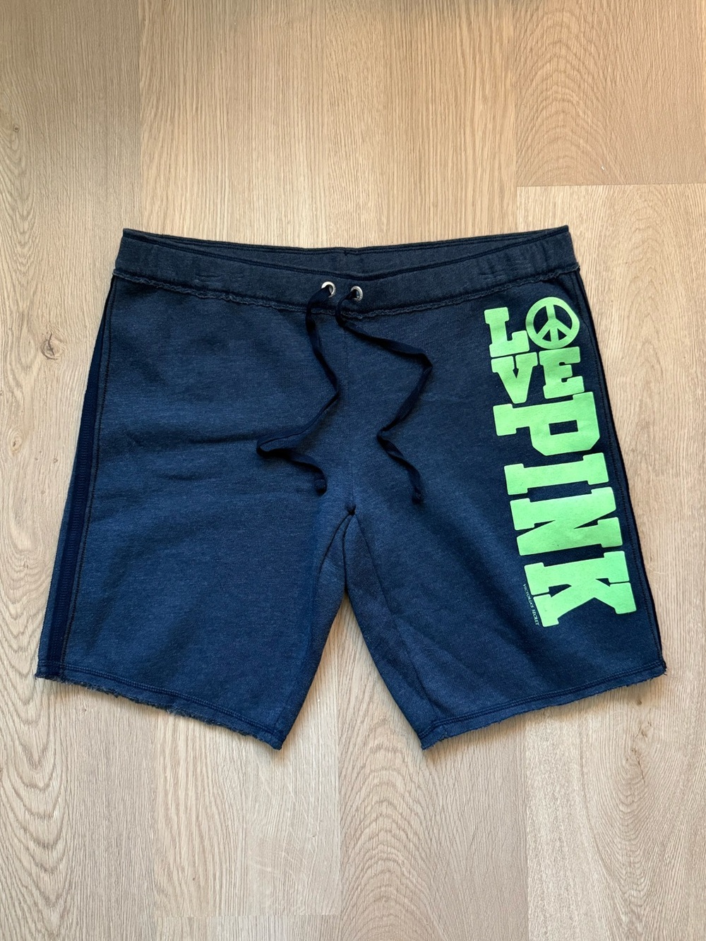 Vintage 2000’s Y2K Victorias Secret PINK Sweat Shorts